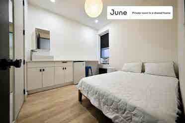 3 BR in New York City