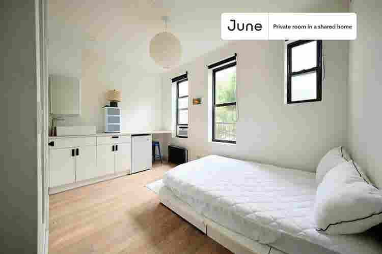 3 BR in New York City