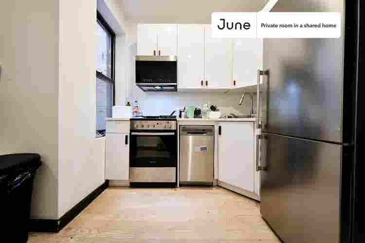3 BR in New York City