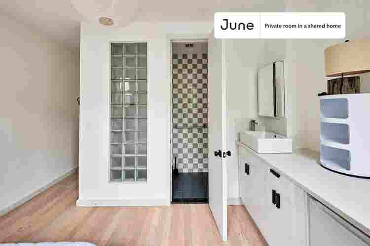 3 BR in New York City