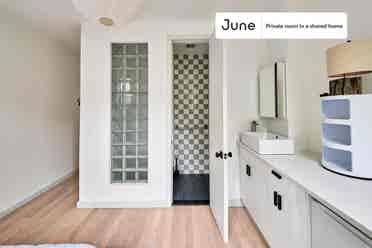 3 BR in New York City