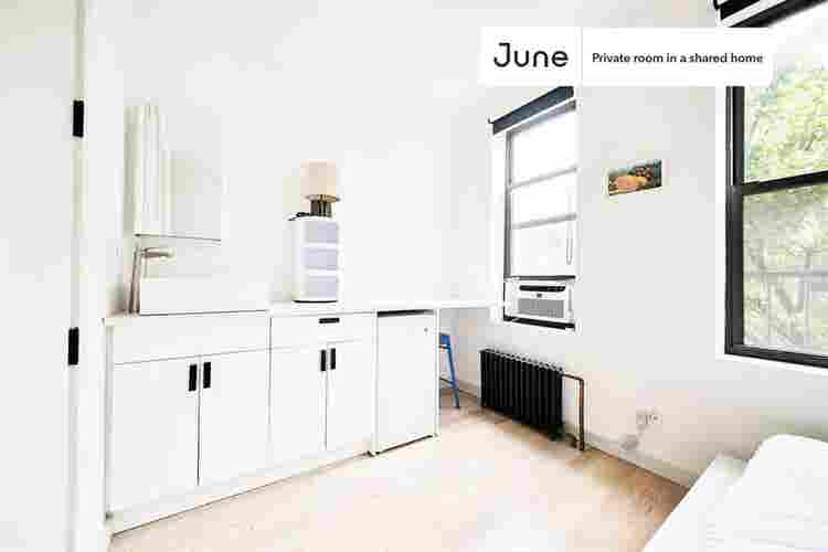 3 BR in New York City