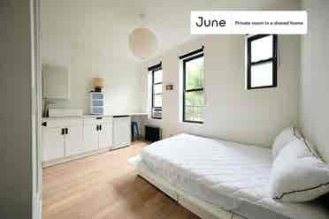 3 BR in New York City
