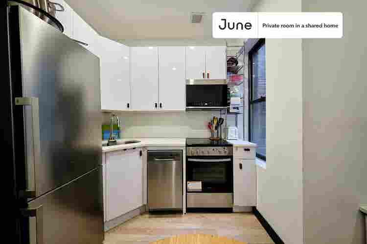 3 BR in New York City