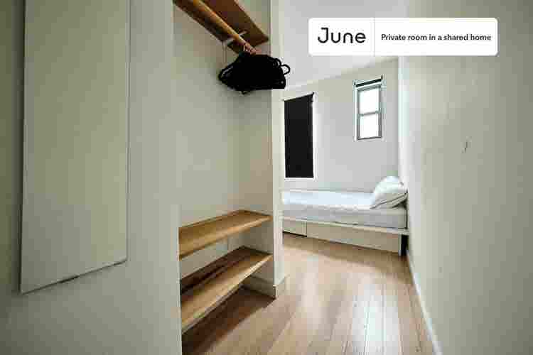 3 BR in New York City