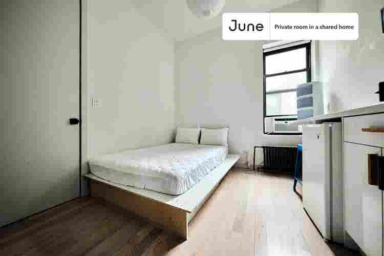 3 BR in New York City