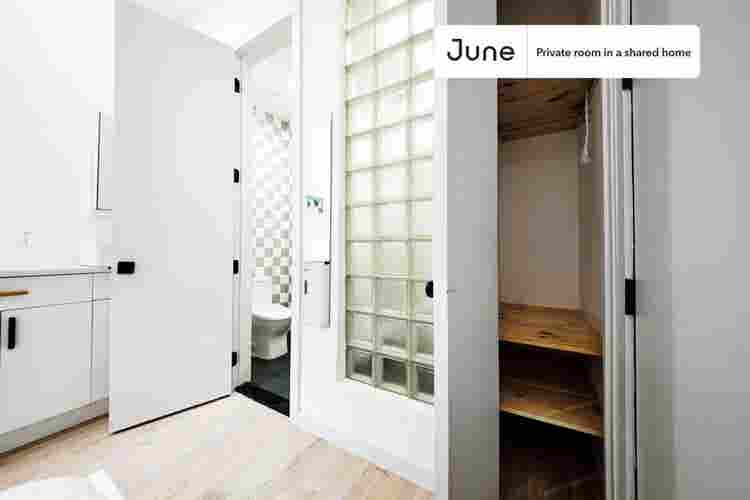 3 BR in New York City