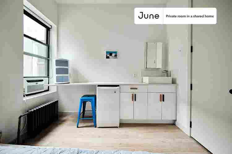 3 BR in New York City