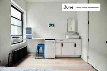 3 BR in New York City