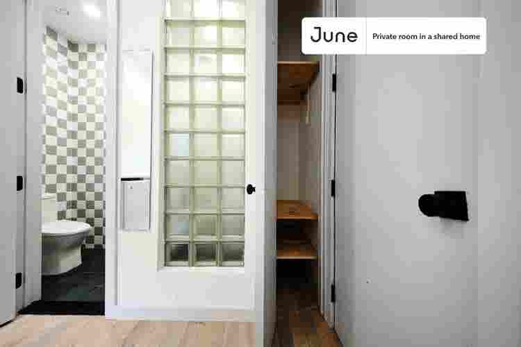 3 BR in New York City