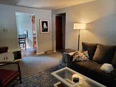 Seeking Roommate in Deerhurst Area
