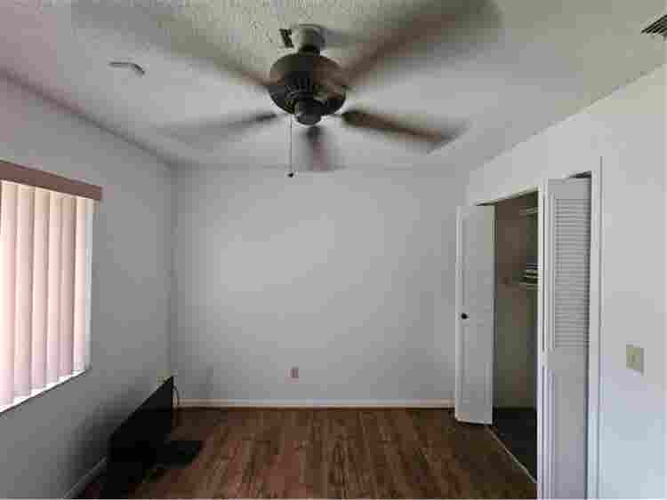 TWO ROOMS FOR RENT BY OWNER