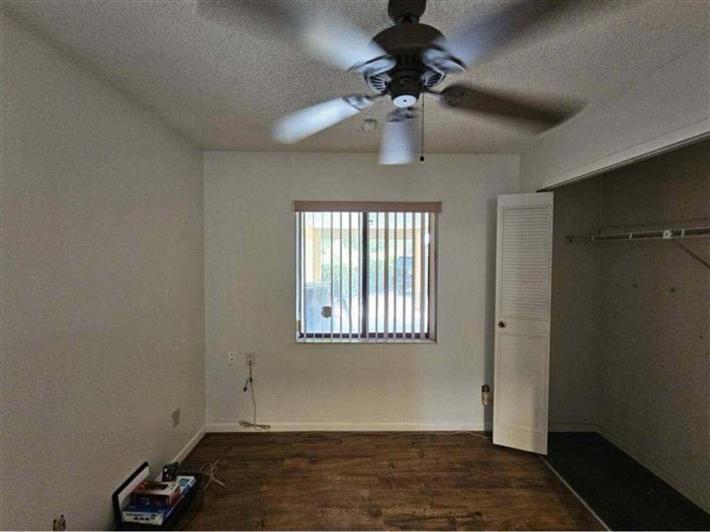 TWO ROOMS FOR RENT BY OWNER