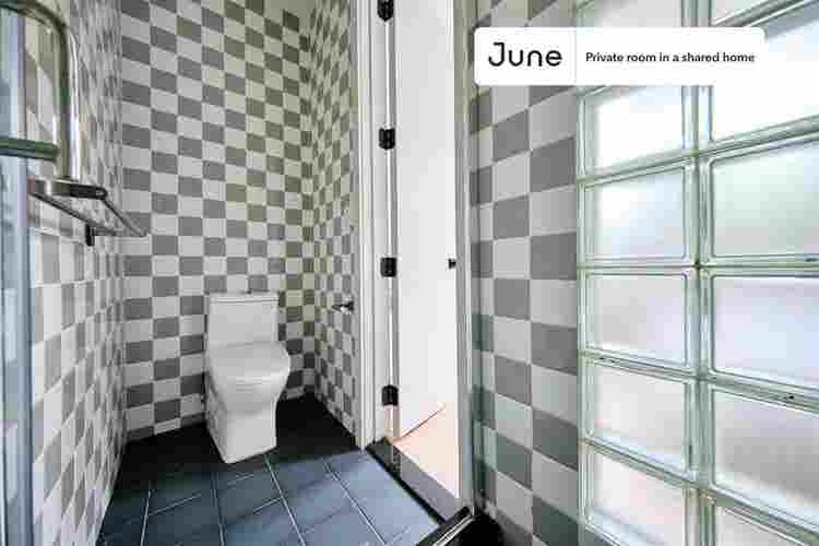 3 BR in New York City