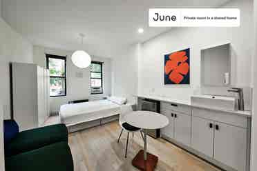 3 BR in New York City