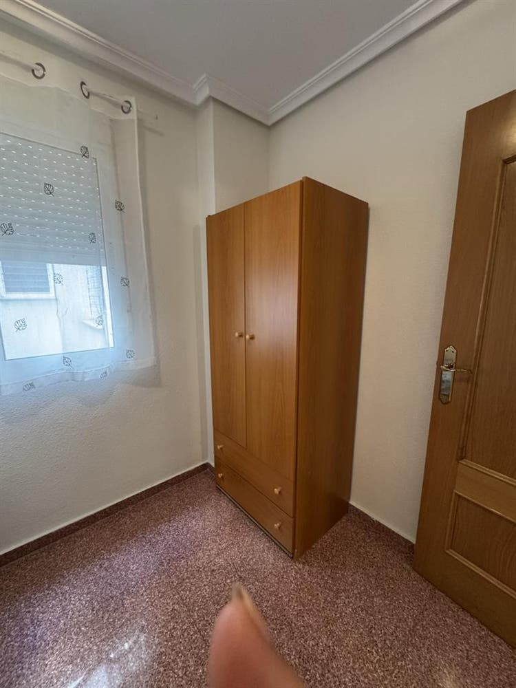 ALQUILER PISO POR HABITACIONESS