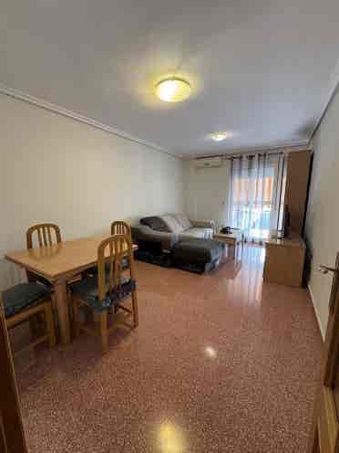 ALQUILER PISO POR HABITACIONESS