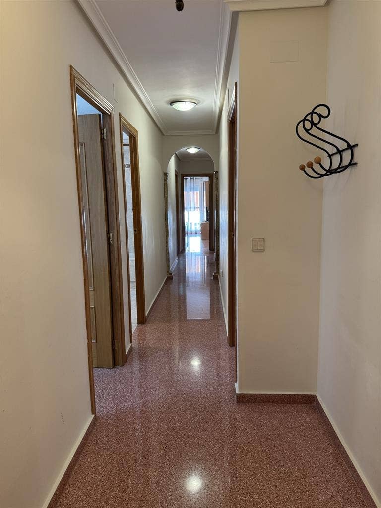 ALQUILER PISO POR HABITACIONESS