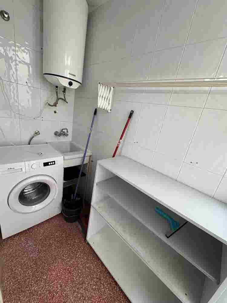 ALQUILER PISO POR HABITACIONESS