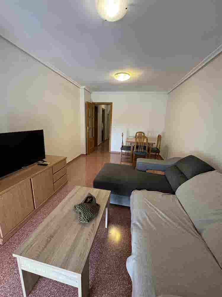 ALQUILER PISO POR HABITACIONESS