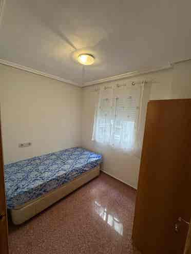 ALQUILER PISO POR HABITACIONESS