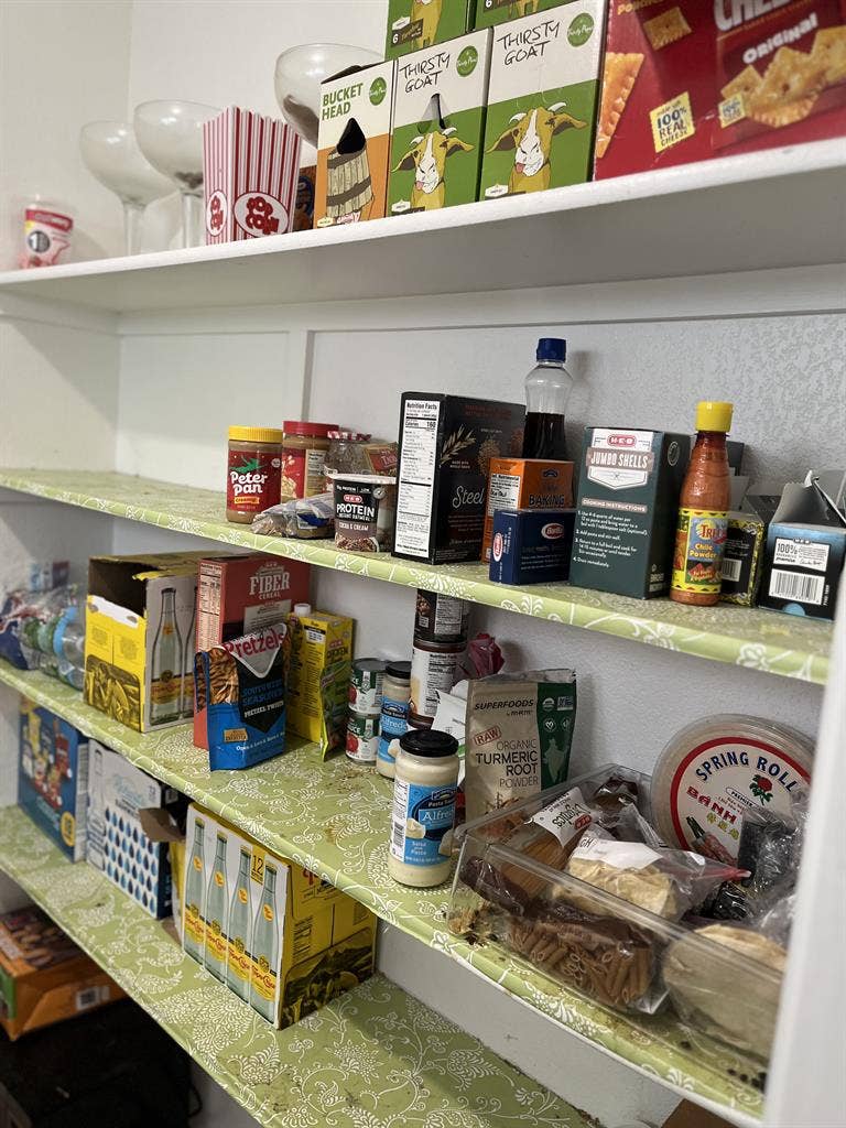 New Listing Room for Rent