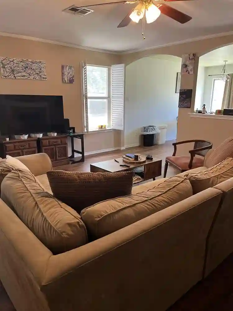 New Listing Room for Rent