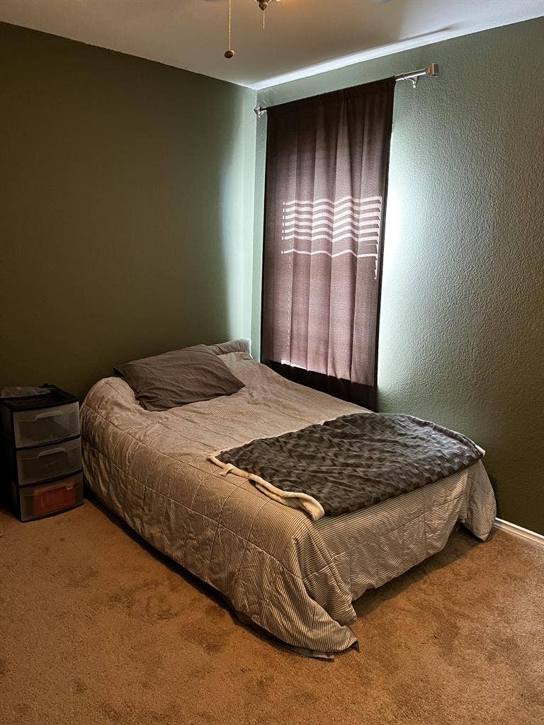 New Listing Room for Rent