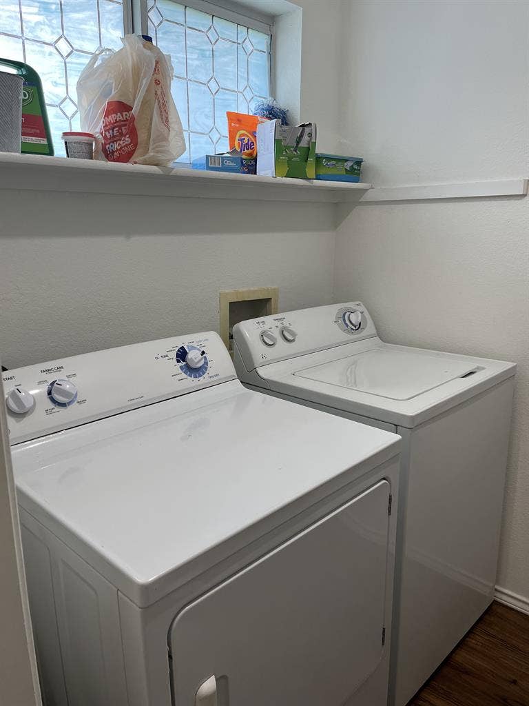 New Listing Room for Rent
