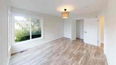 1 BR in East Palo Alto