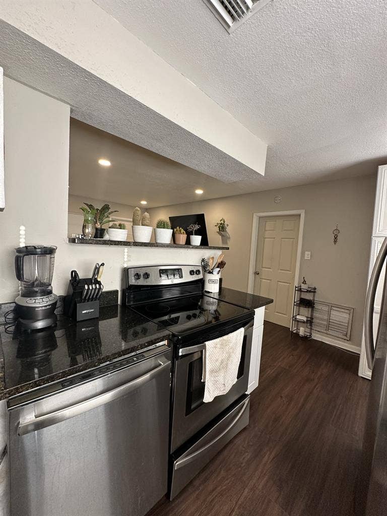 Private studio style space $