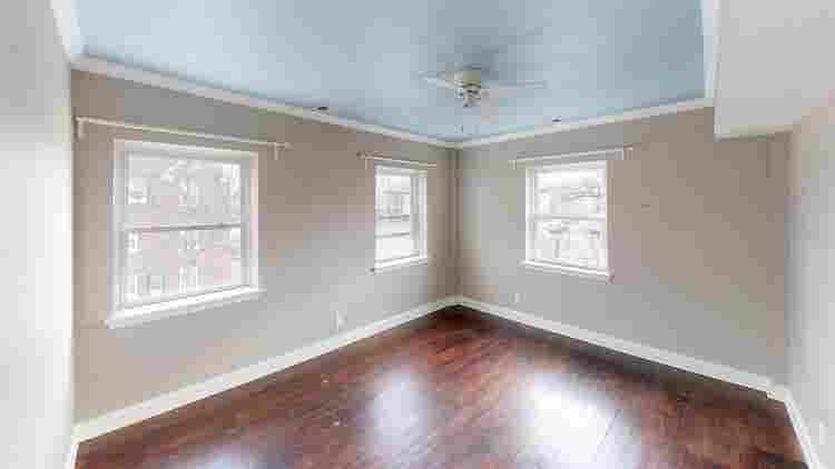 1 BR in Washington