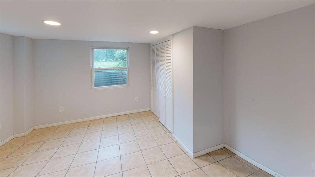 1 BR in Washington