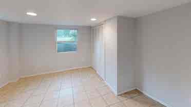 1 BR in Washington