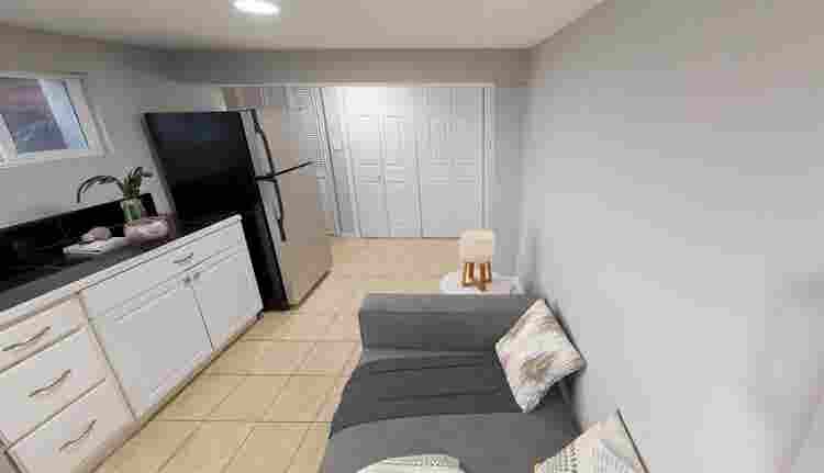 1 BR in Washington