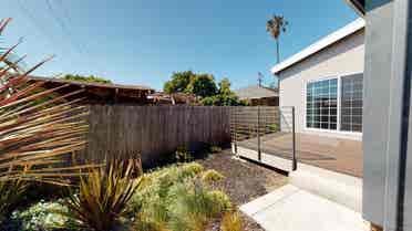 1 BR in East Palo Alto