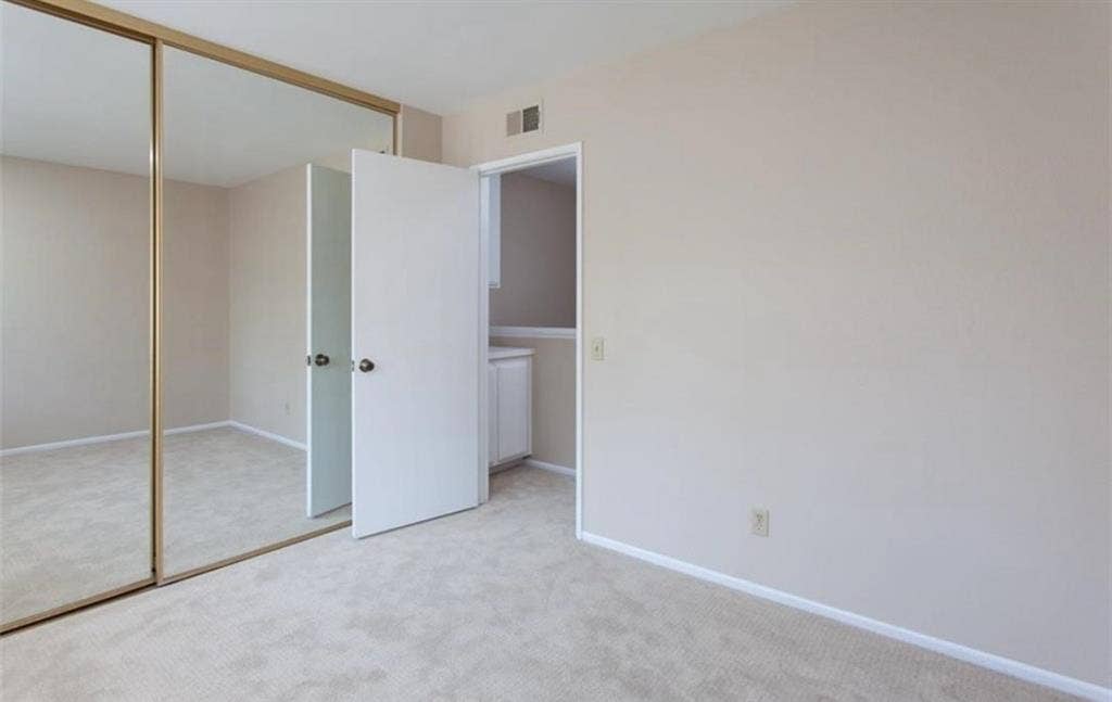 Room for rent near UCI