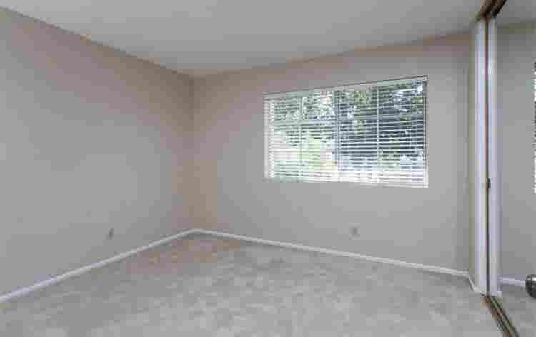 Room for rent near UCI