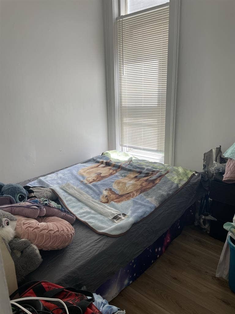 I have a room for rent