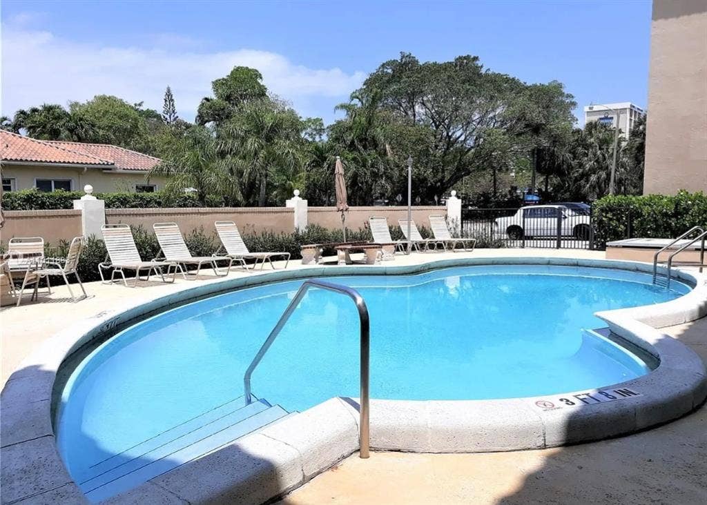 $ Room in Ft Lauderdale