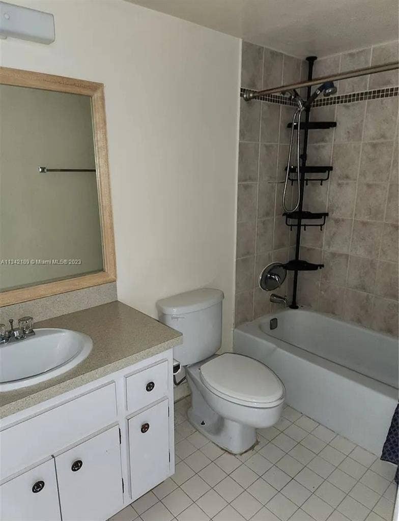 $ Room in Ft Lauderdale