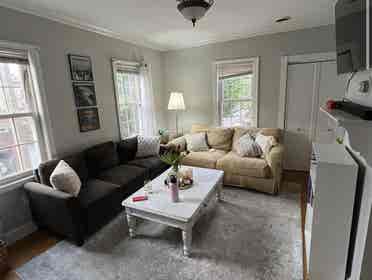 Looking for a 4th roommate!