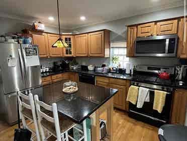 Looking for a 4th roommate!