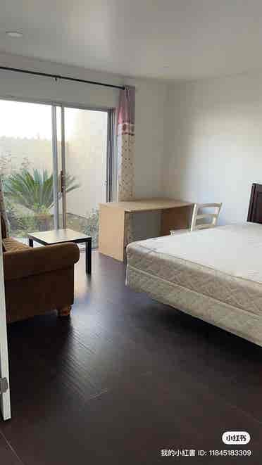 Nearby the UCI in Irvine for rent