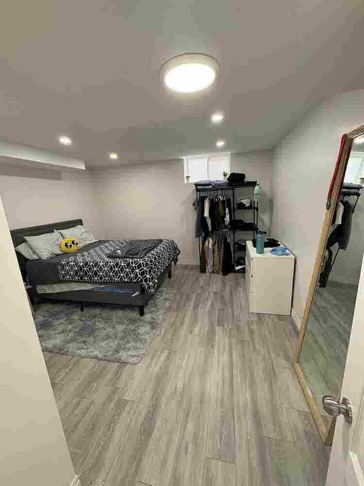 1 Bed + Den, 1 Bath