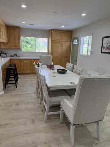 Tenant Wanted in North Hills!