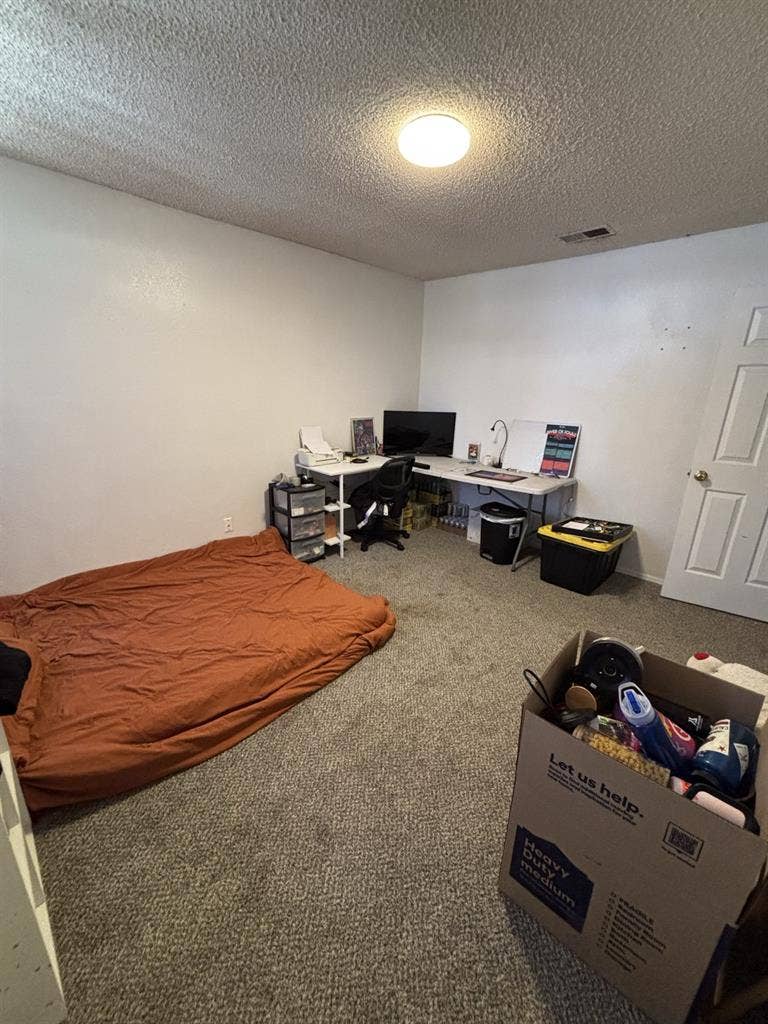 Room for rent on Westside