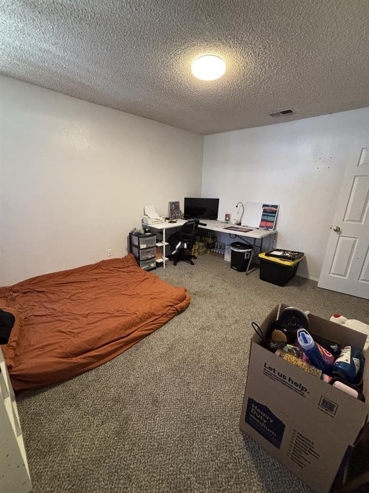 Room for rent on Westside