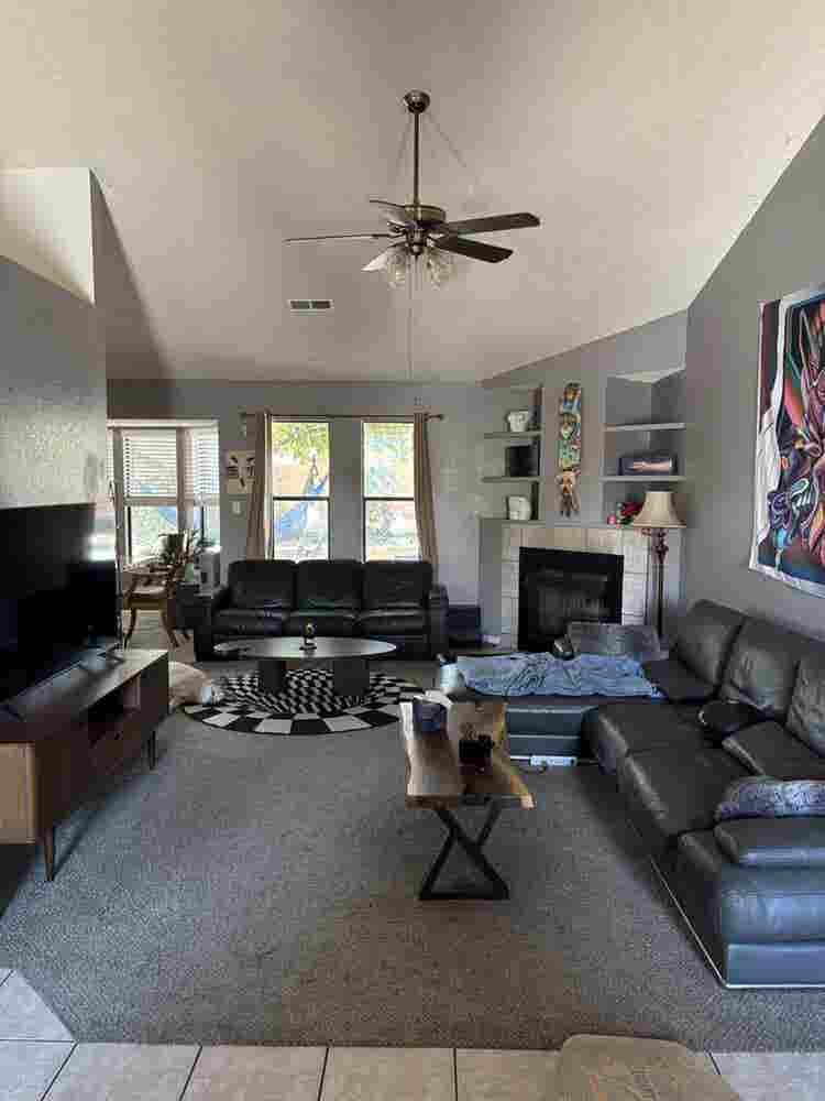 Room for rent on Westside
