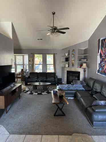 Room for rent on Westside